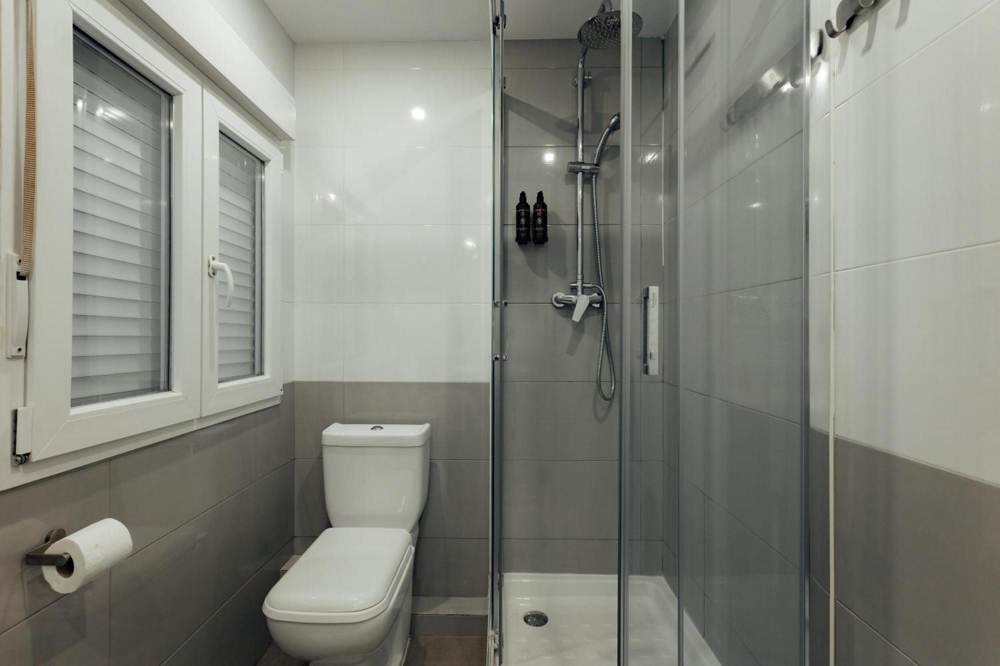 Santiago Apartments By Olala Homes L'Hospitalet de Llobregat Esterno foto